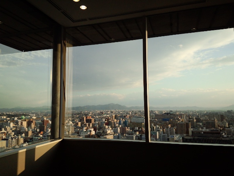 山陽新聞社応接室からの眺望