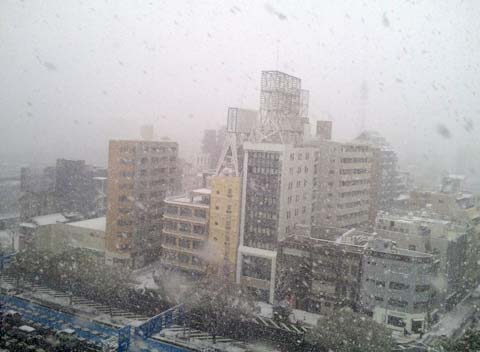 雪の名古屋